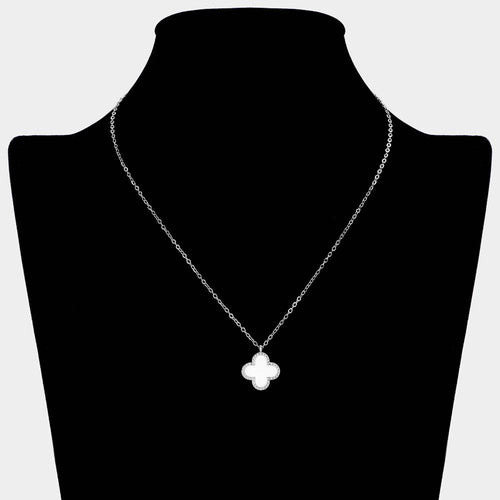 Women stainless steel quatrefoil pendant necklace stylish design