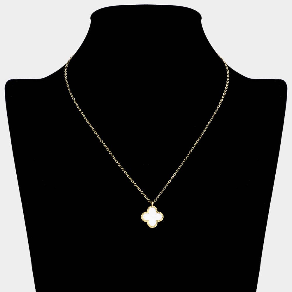 Elegant stainless steel quatrefoil pendant necklace fashion accessory