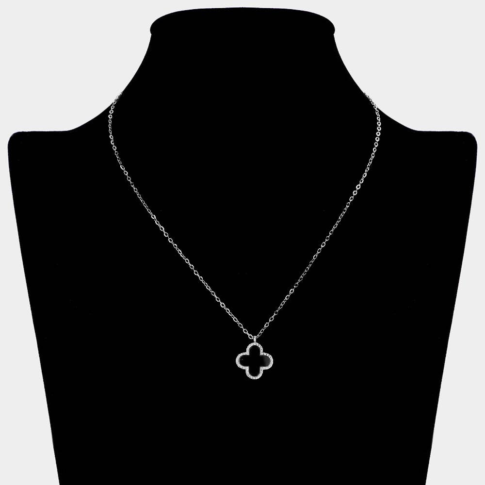 Elegant stainless steel quatrefoil pendant necklace fashion accessory