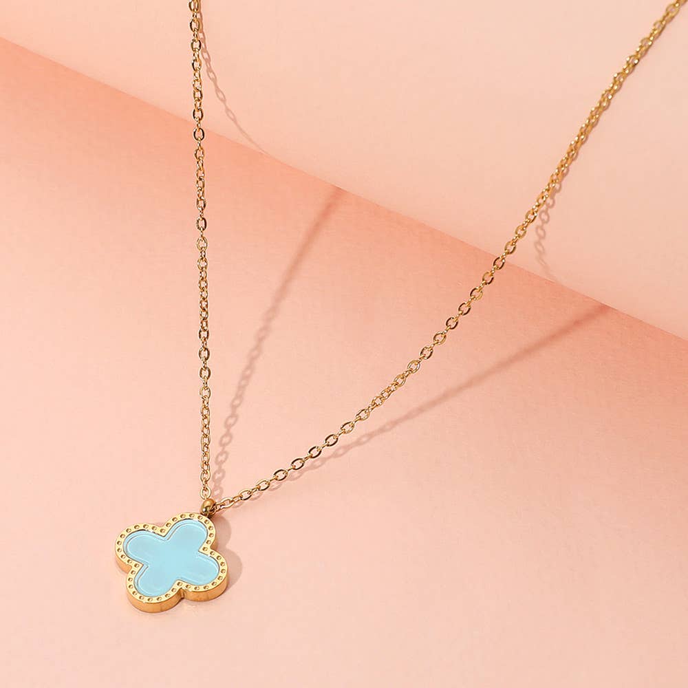 Elegant stainless steel quatrefoil pendant necklace fashion accessory
