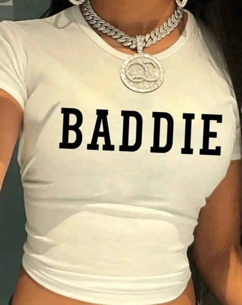BADDIE CROP TEE