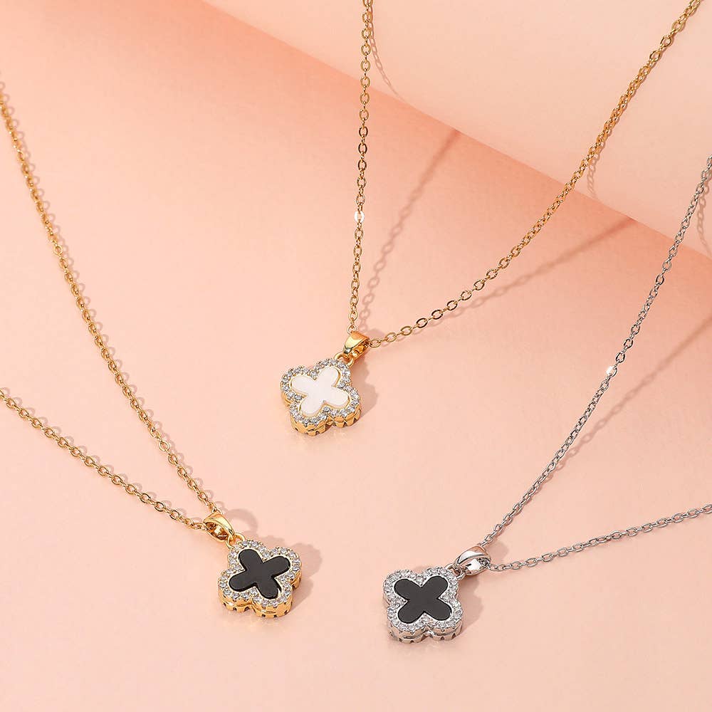 Reversible quatrefoil pendant necklace stainless steel